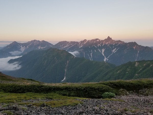 槍・穂高連峰の朝焼け